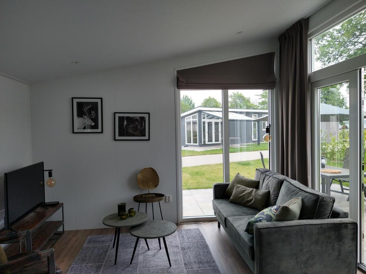 Lathumlodge Met Parkvoorzieningen Extérieur photo